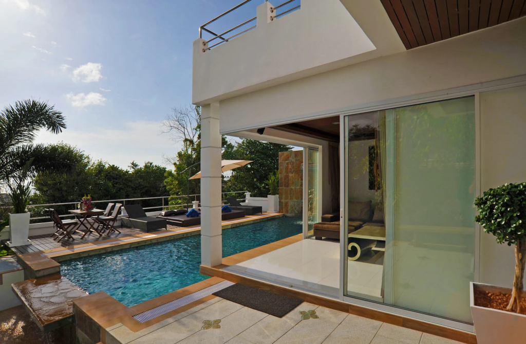 Thai Villa Melitta Bangrak Bohput, Beach, Pool, SeaViews, 6-enSuite, Full Villa, Luxury, AAA Location Koh Samui