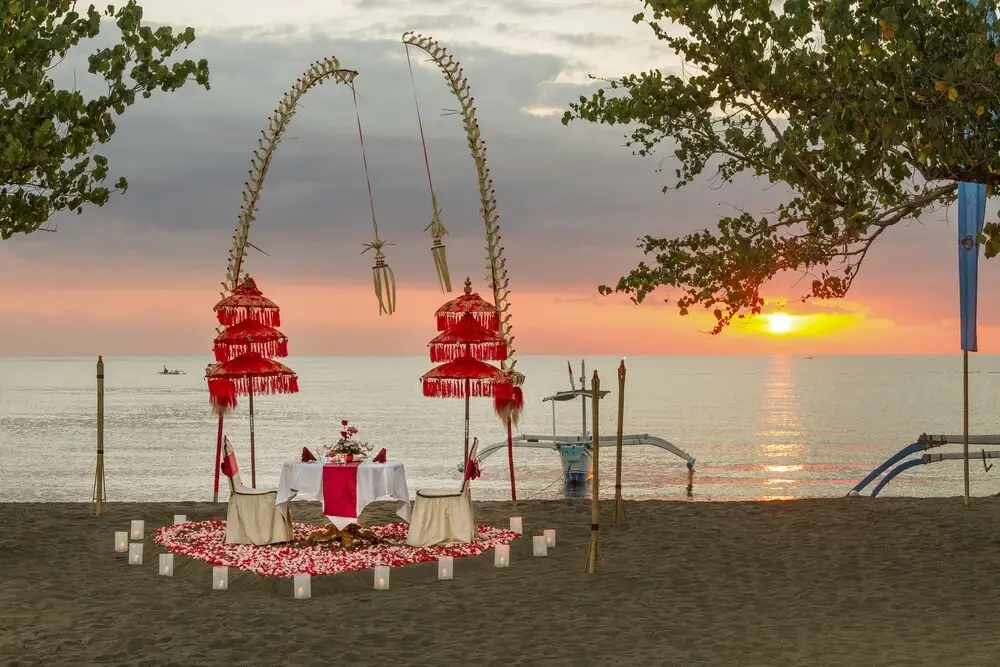 Bali Taman Beach Resort & Spa Lovina