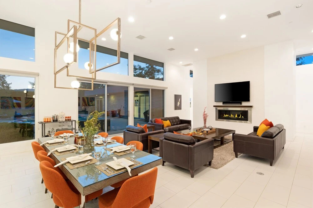 Polo Villa 3 by Avantstay Features Expansive Putting Green Pool Spa Outdoor Firepit 260328 6 Bedrooms