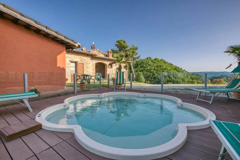 Mansion in Sant'angelo With Valley Views