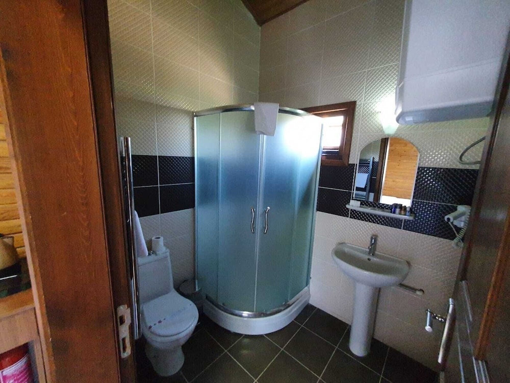 Bağbaşı Yaylası Bungalov Evleri