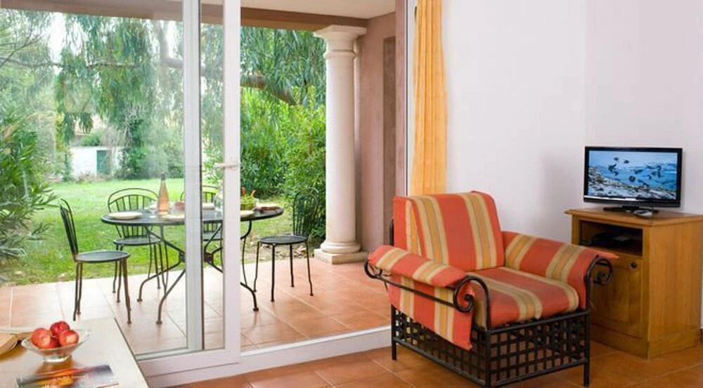 Apartment With 2 Bedrooms in Sainte-maxime, With Pool Access, Enclosed