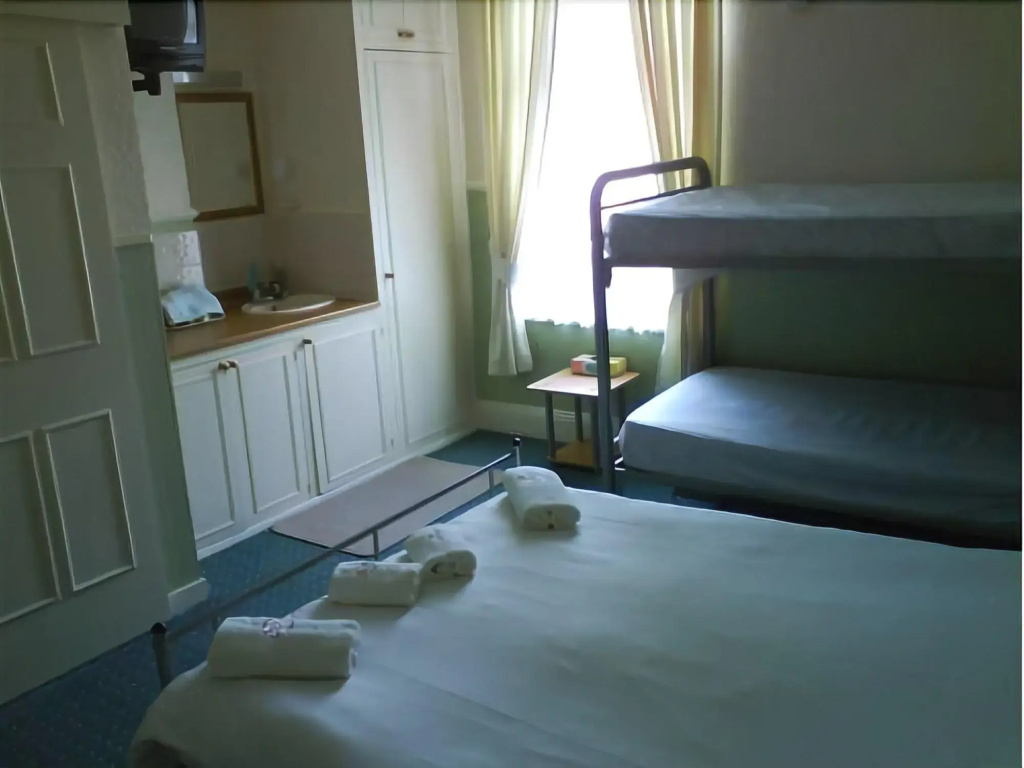 Brampton Guest House