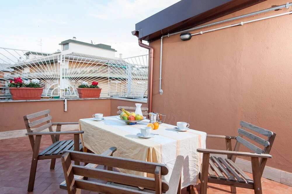 House With 2 Bedrooms in Roma, With Wonderful City View, Furnished Ter