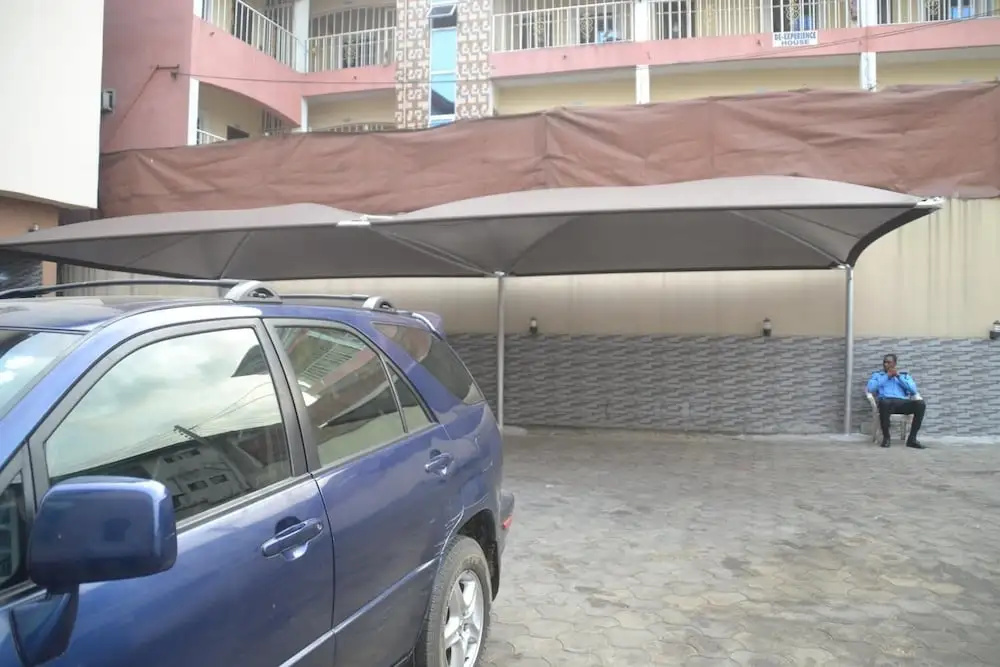 Evaville Hotel N Lounge