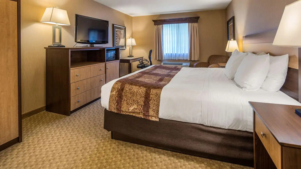 Crandon Inn & Suites