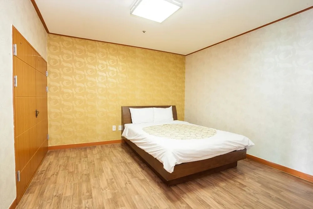 Jeju Ilsung Beach Condo