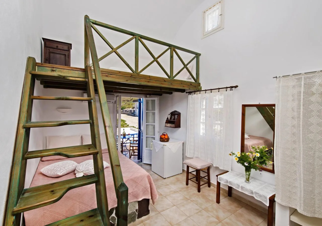 Villa Pezoula