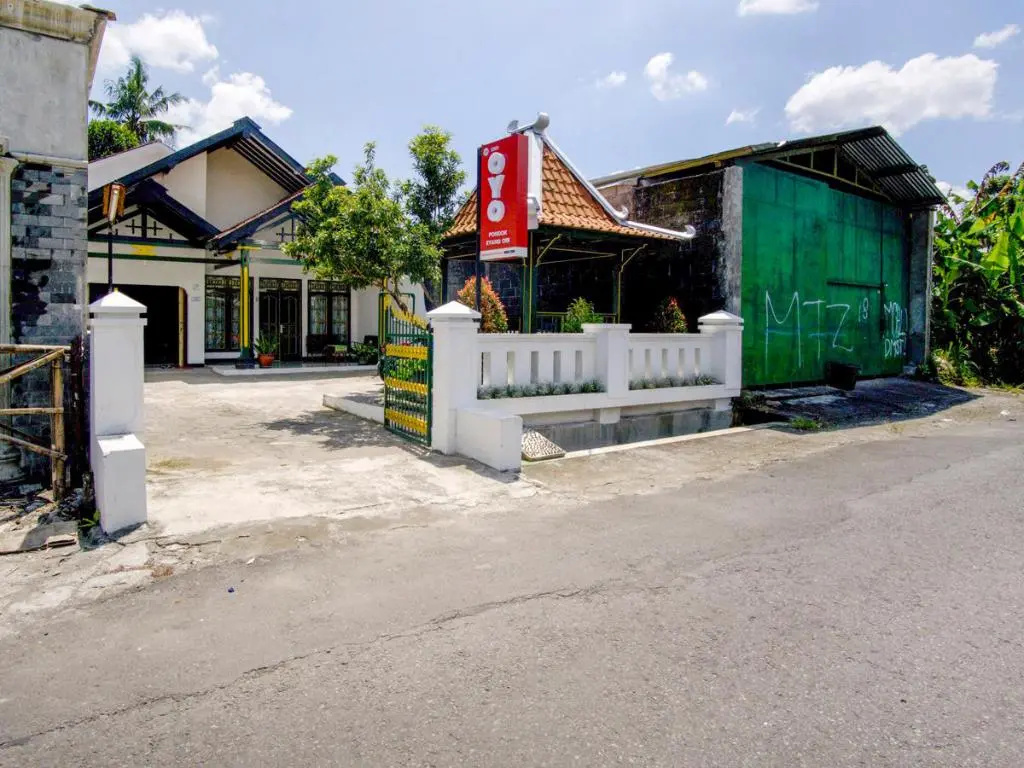 OYO Life 3301 Pondok Eyang Obi