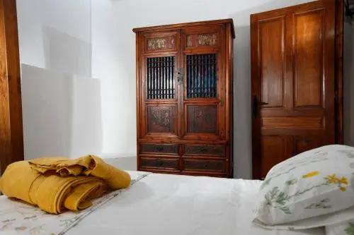 Candelaria's Mountain House (Pool & Sea Views)