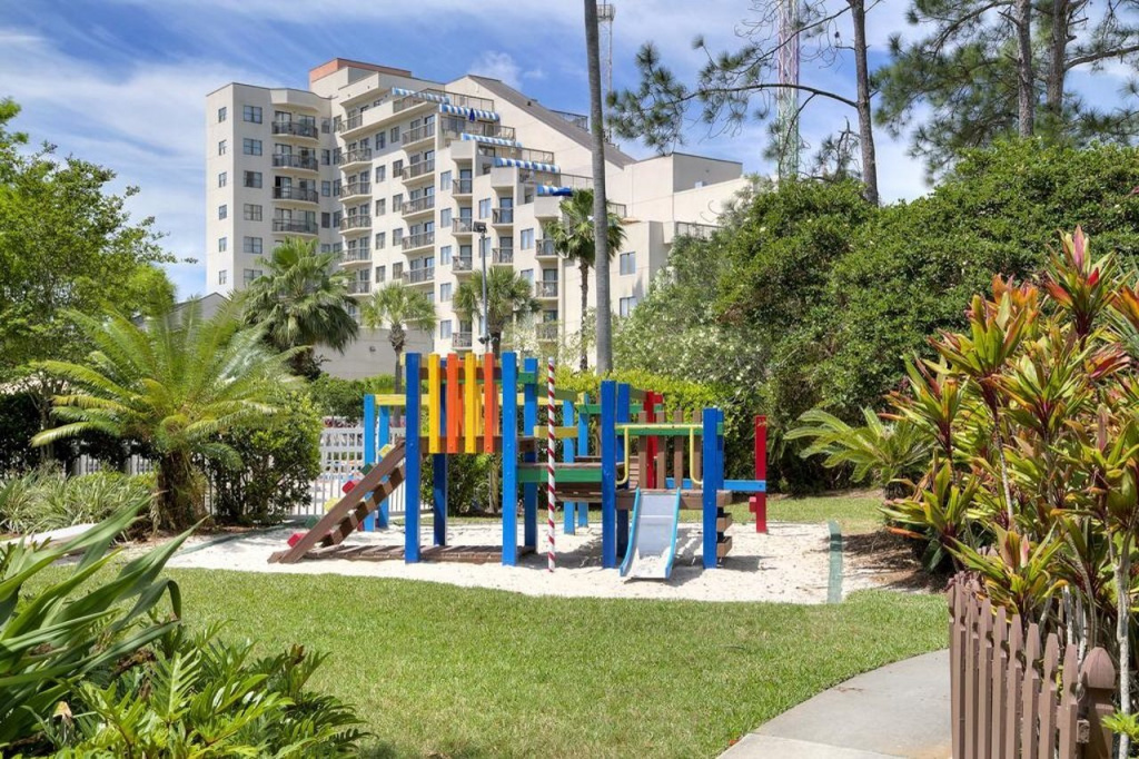 2 Bedroom apartment near Universal Inter. Drive
