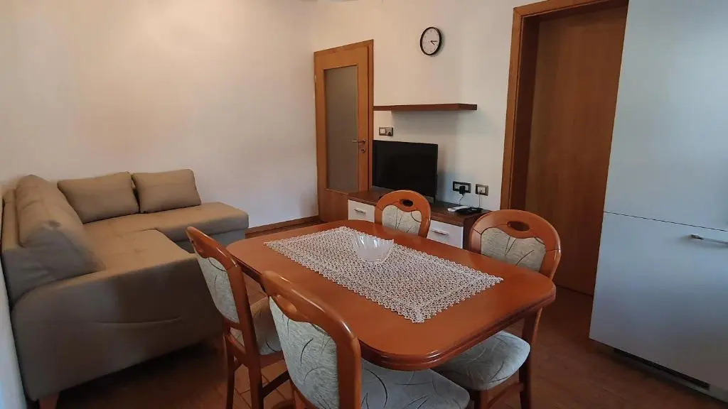 Apartma Lah