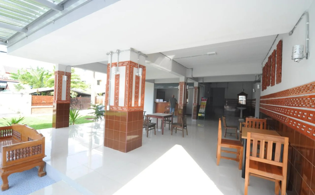 Pool Front Hostel