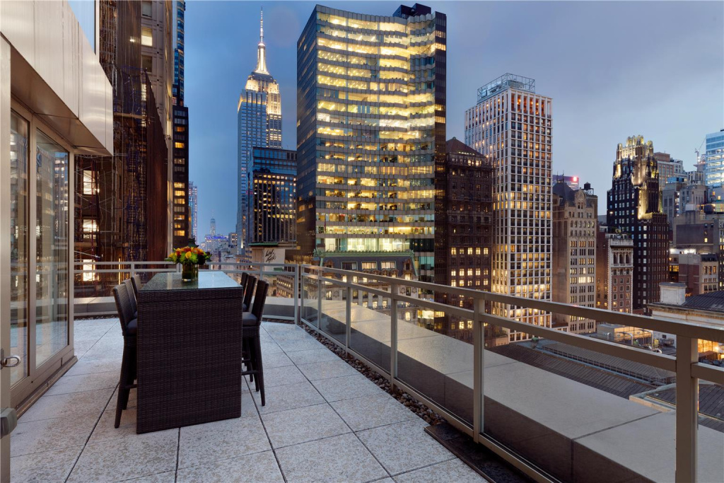 Andaz 5th Avenue, By Hyatt