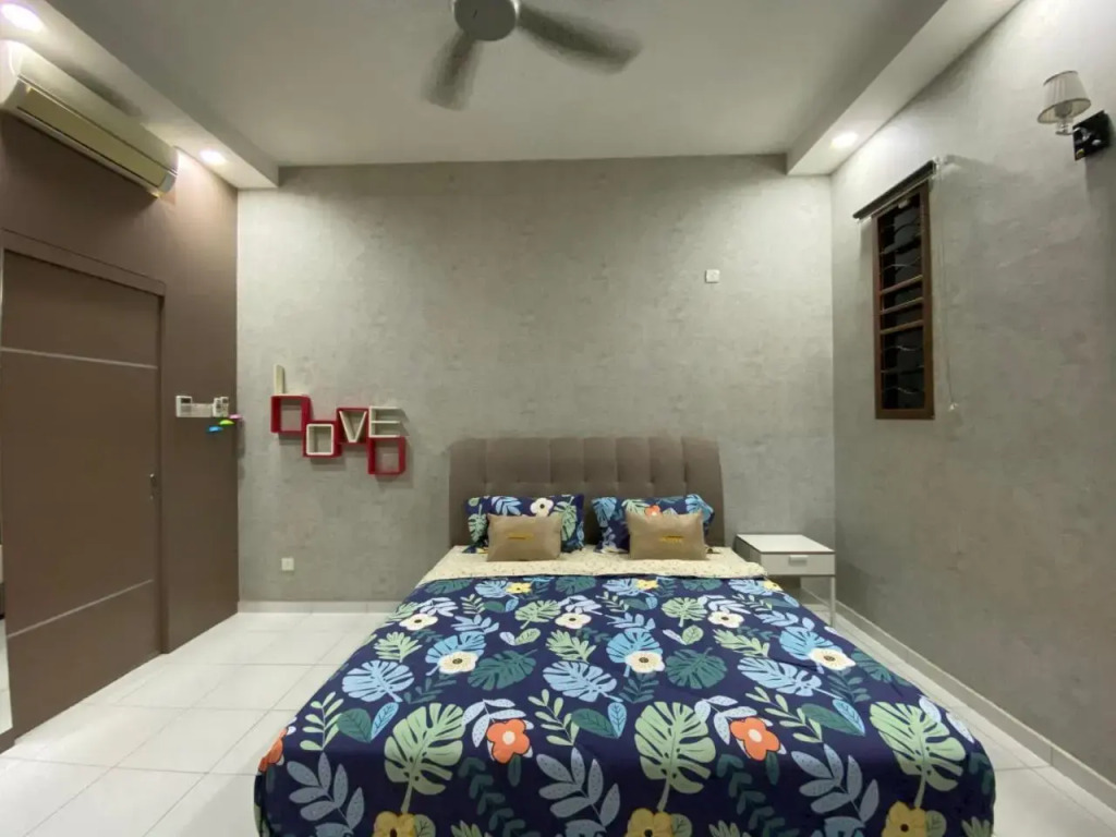 D'Ambiience Private Pool & Garden Residence