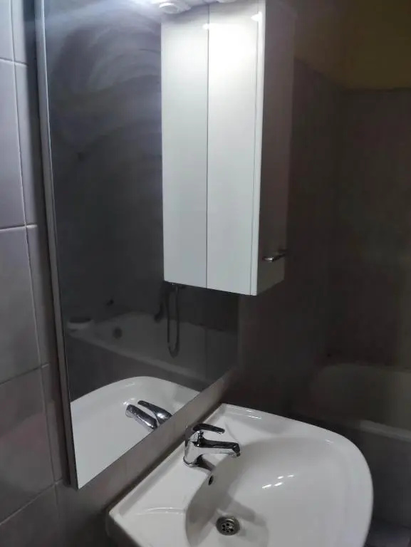 GCM 1 ROOMS kentro k parking