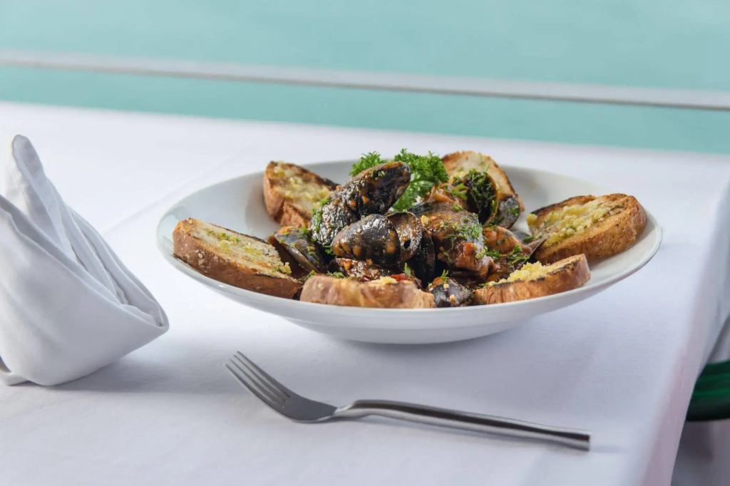 Boujis Boutique Resort