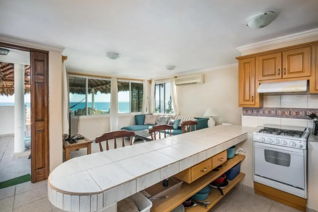Awesome Casita with 2BR 2BA with Beach & Pool