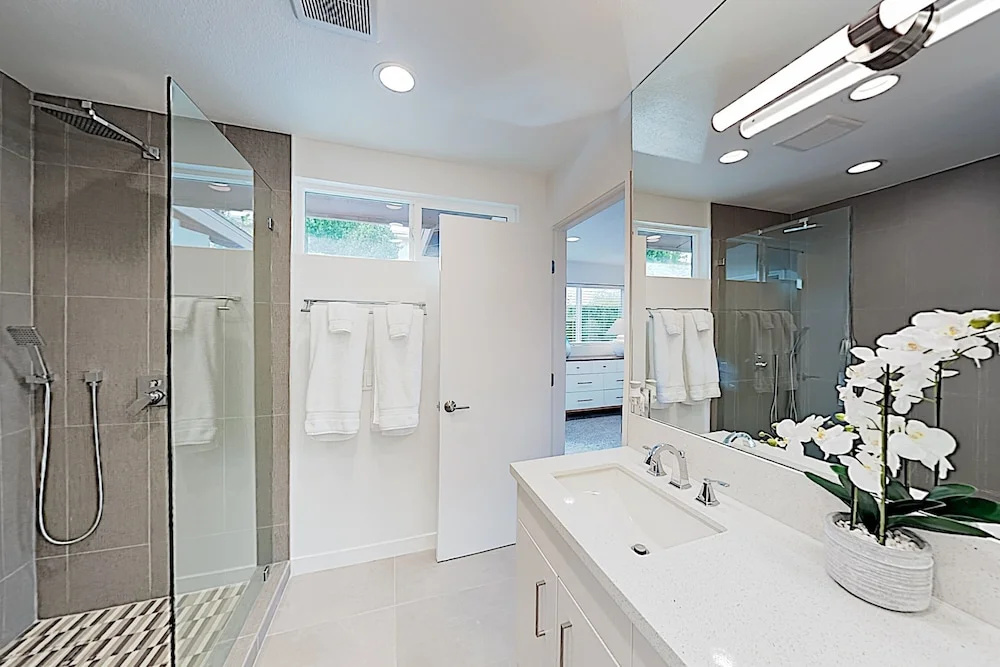 New Listing! Racquet Club East Gem W/ Pool & Spa 4 Bedroom Home