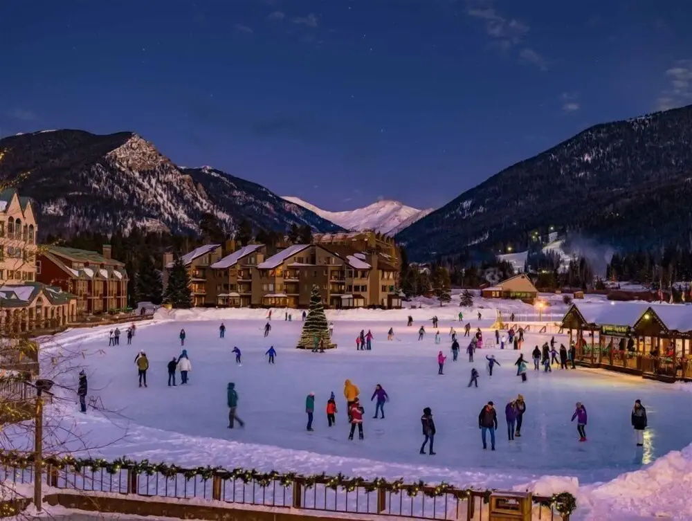 Lakeside Village 3 Bedroom Townhome At The Seasons In Keystone