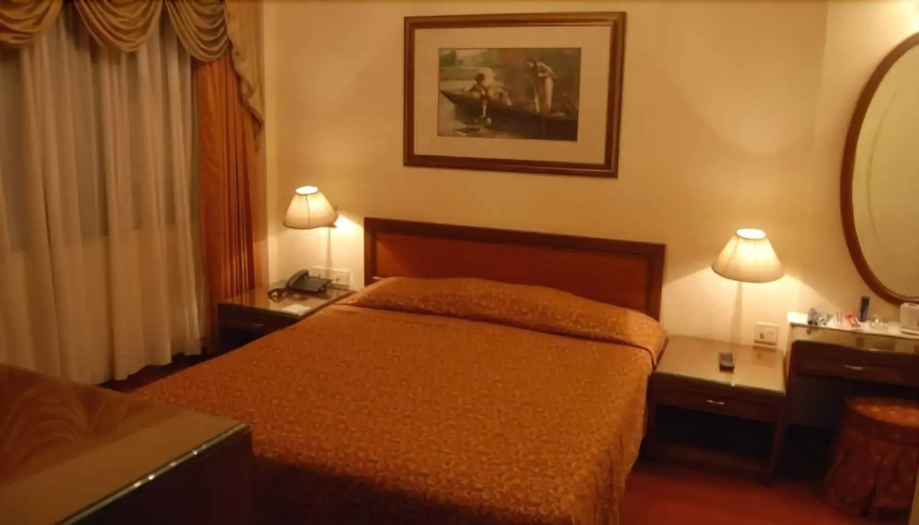 Royal Inn