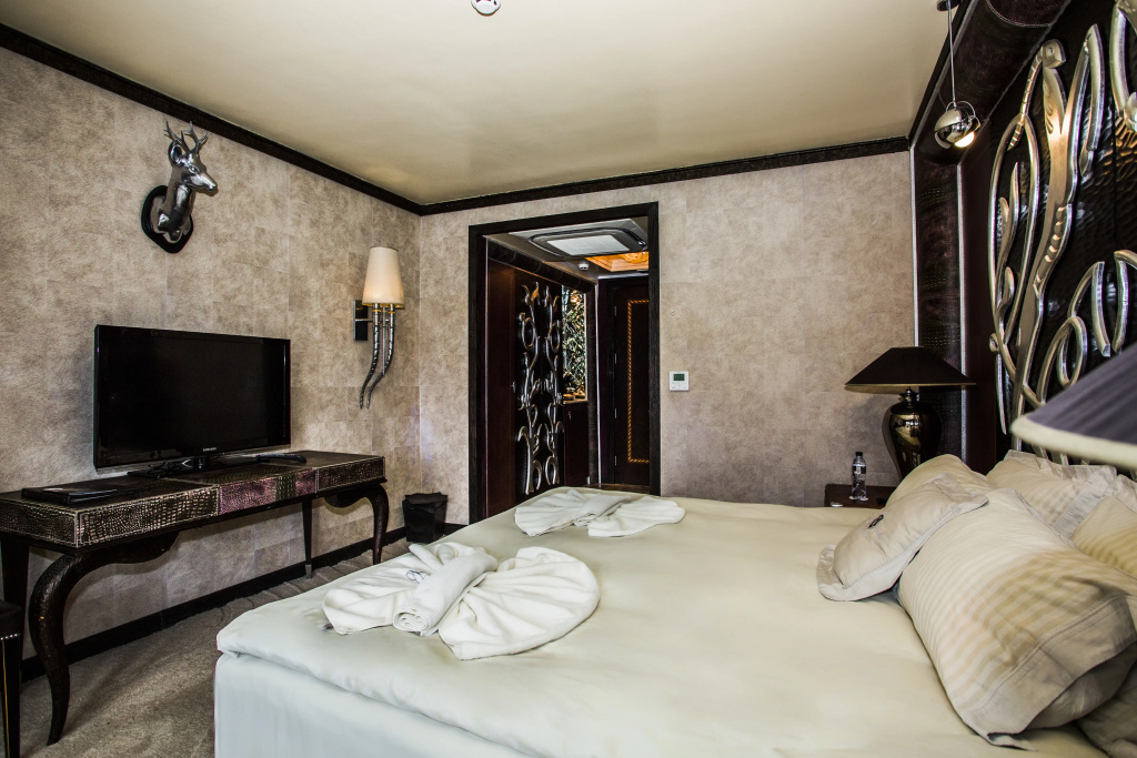 Royal Castle Design & SPA