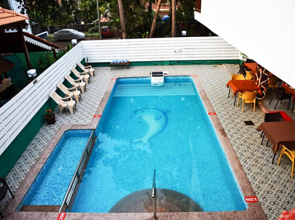 De Falcon Goa Beach Resort