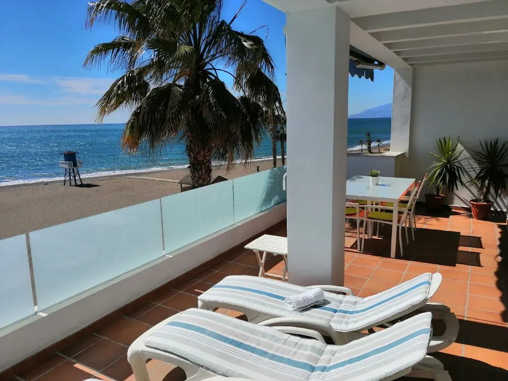 Apartamentos Varadero on the beach