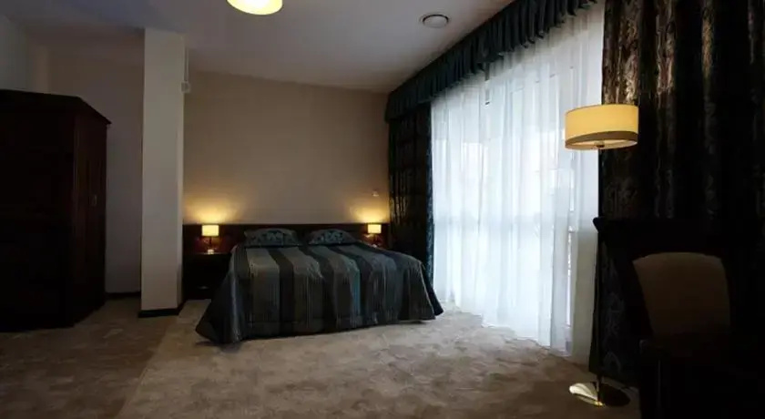 Hotel Restauracja VILLA BOLESTRASZYCE- PRZEMYŚL