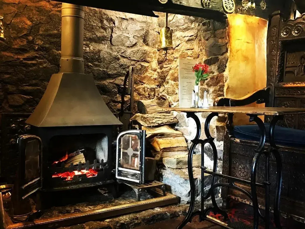 The Nobody Inn