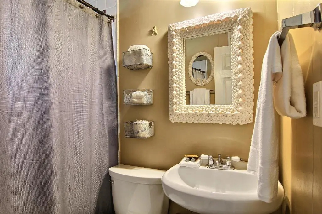 4 Palms by Silver Sands Vacation Rentals