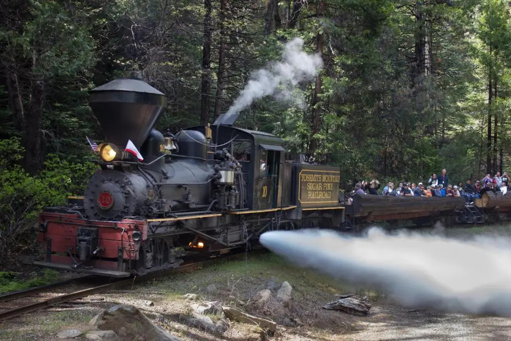 Holiday Inn Express & Suites Oakhurst-Yosemite Park Area by IHG