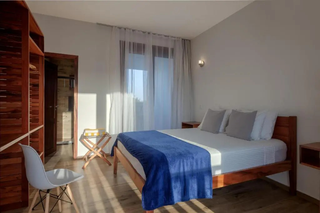 Aiolos Hotel & Discoveries