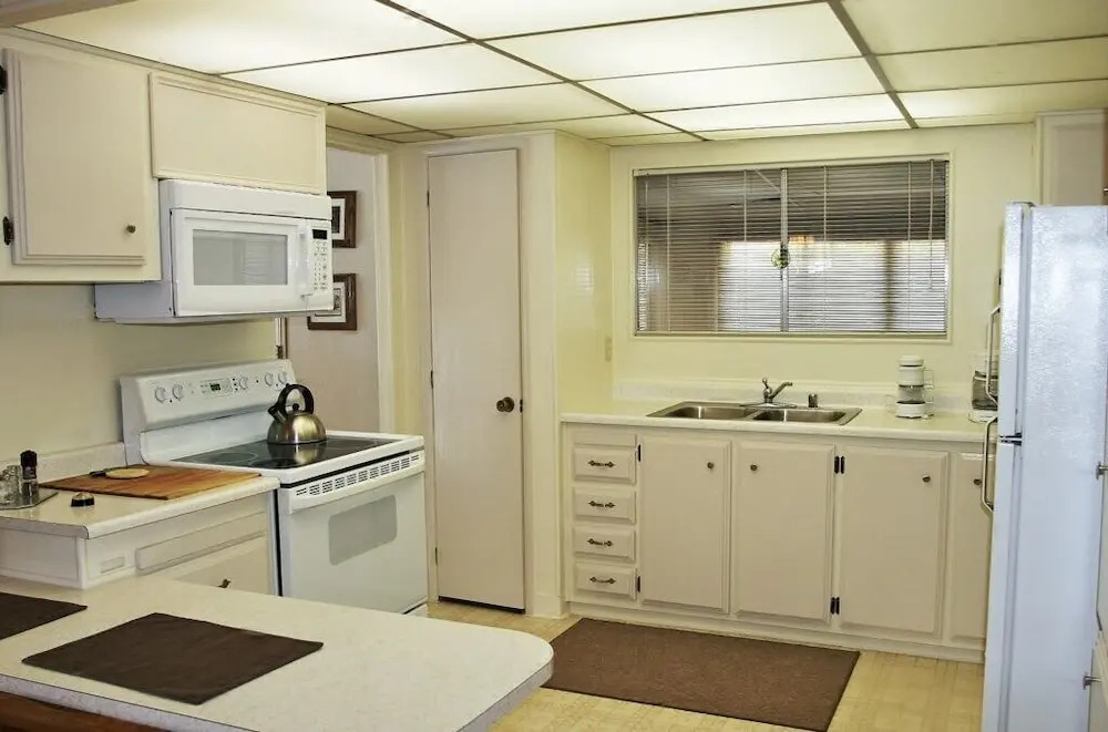 Roadrunner Club 38 - 2 Br Home