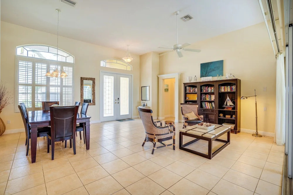 Cape Coral Home on Caloosahatchee River w/ Pool!