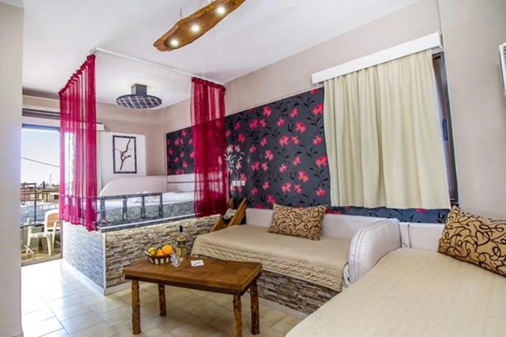 Takis Hotel Apartments