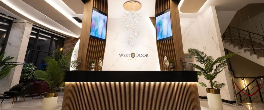 WestDoor Hotel