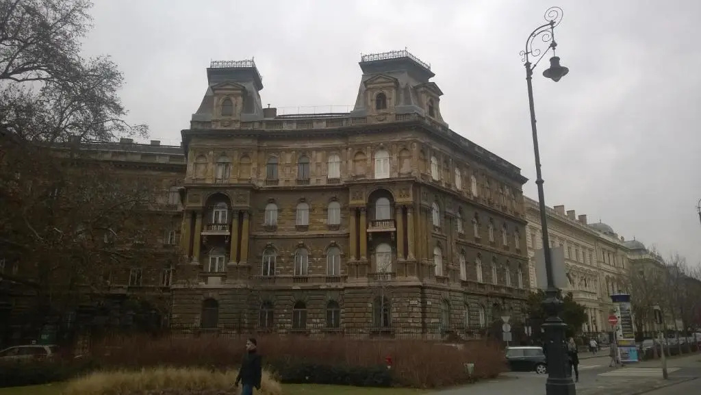 Flat On Andrássy Avenue