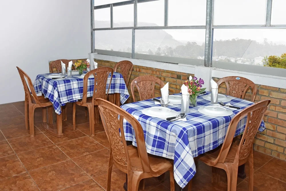 Silvery Inn