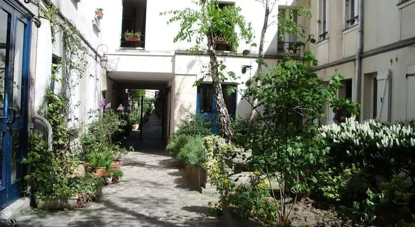 Studio Reuilly