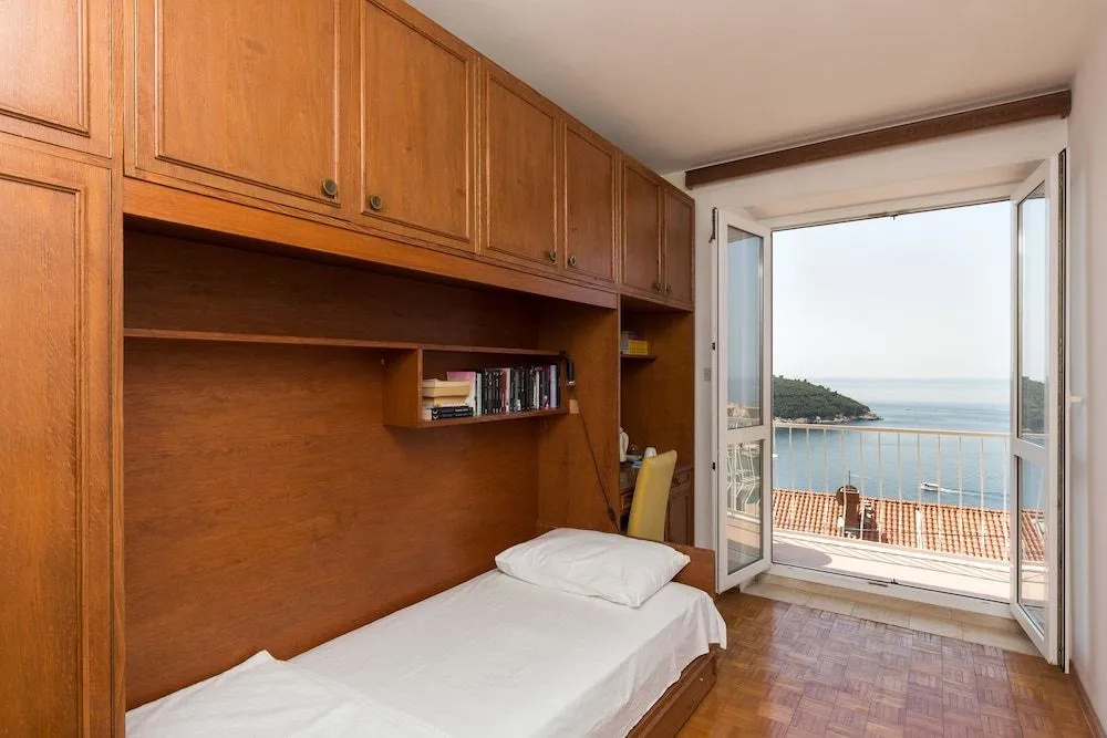 Beautiful Nest Rooms