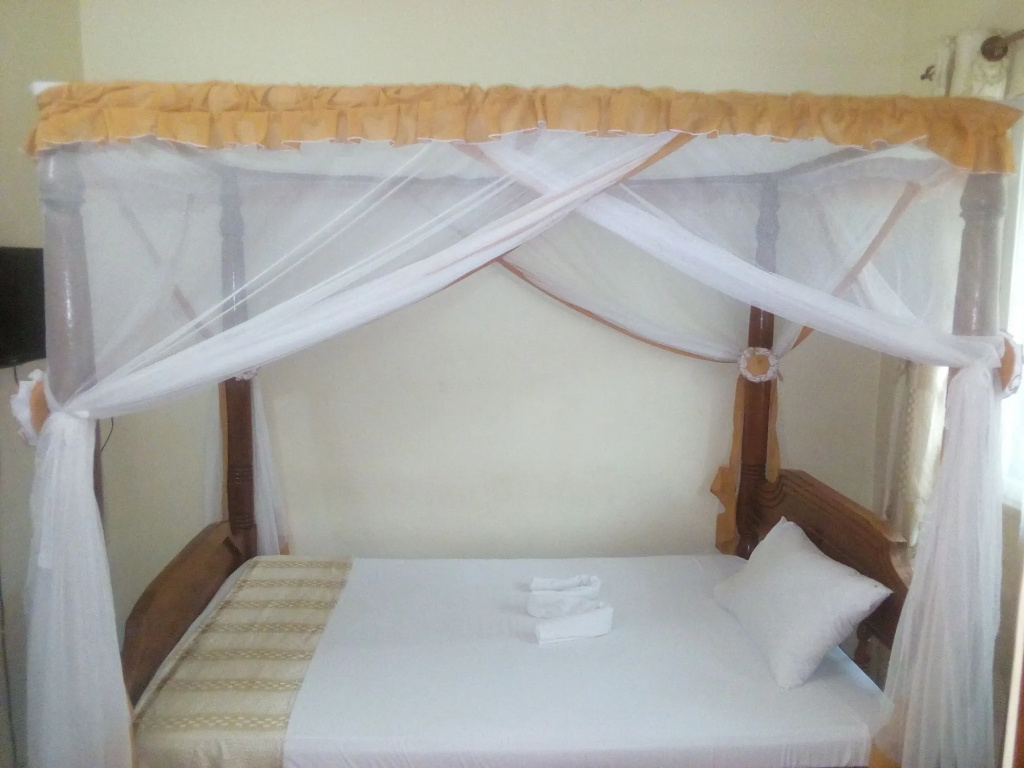 Kinondoni Diamond Hotel