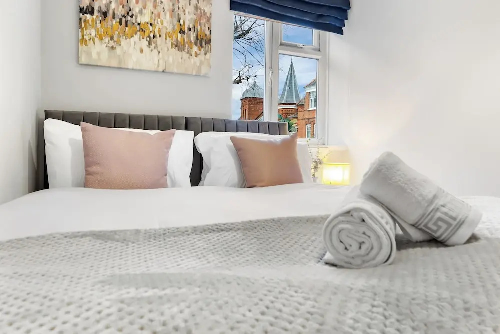 Luxe Stays Putney & Stamford