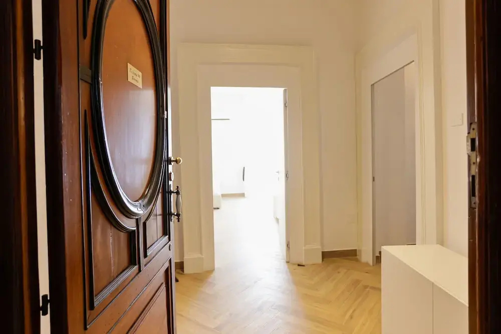 Pessina 90 Rooms in Naples