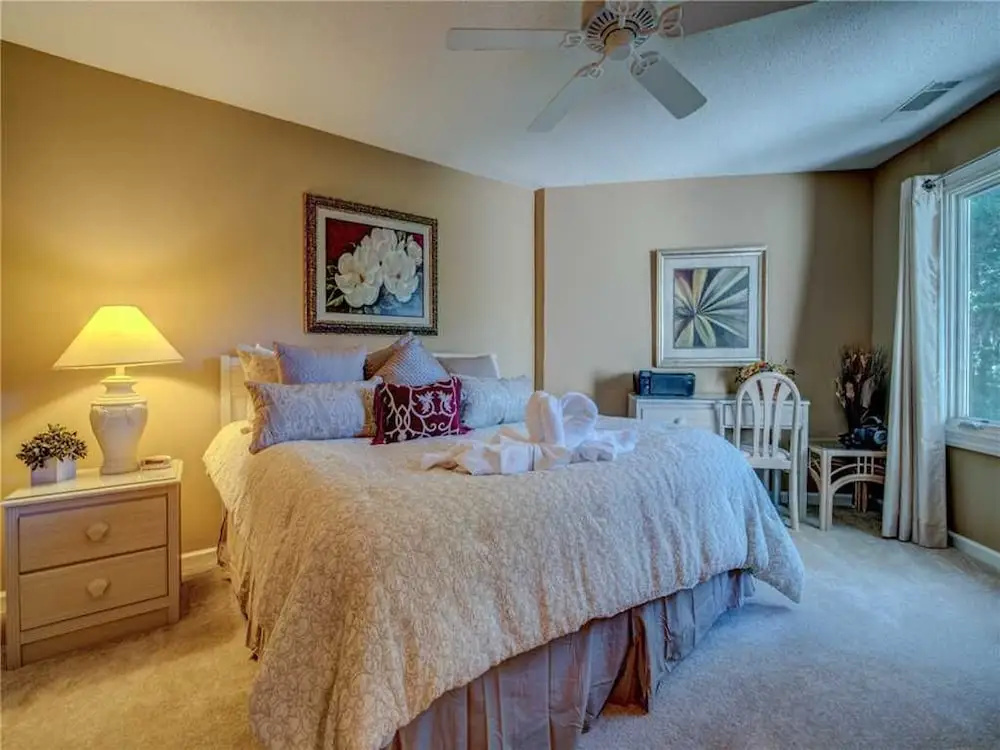 Colonnade Club 200, 2 Bedrooms, Sleeps 4