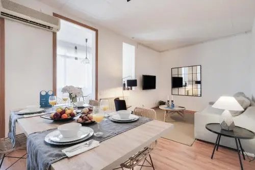 Sweett - The Roca House