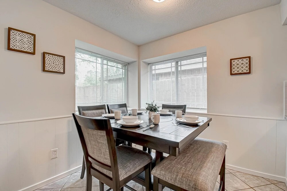 Ash Haven in Spring, Wifi, Extended Stay, Pet Friendly