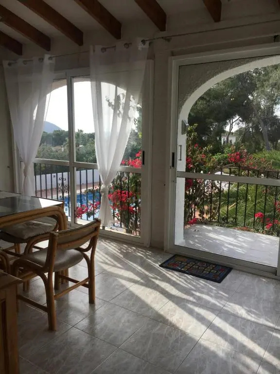 No 20 Bernia, Moraira