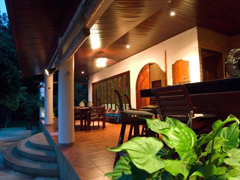 Paklok Traditional Thai Villa
