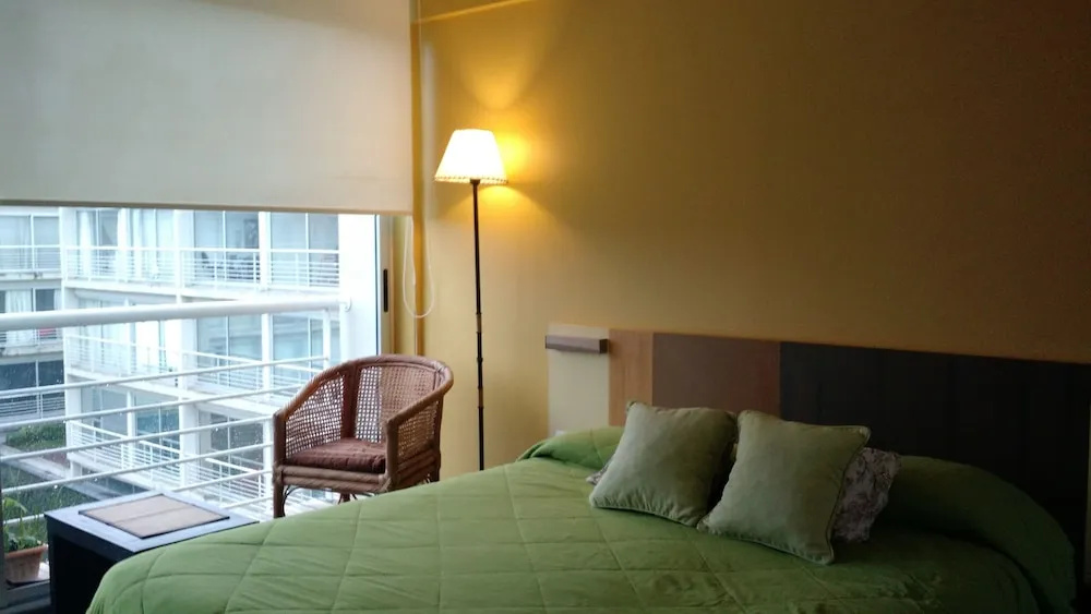 CONCORD PILAR"313 Almendros"50m2 en Suite -living y dormitorio- de 1 a 4 huéspedes